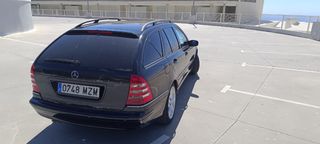 Mercedes-Benz Clase C 2005