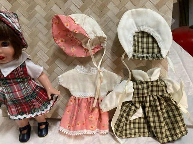 Mariquita Perez y dos vestidos nuevo tido