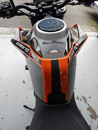 Ktm duke 790
