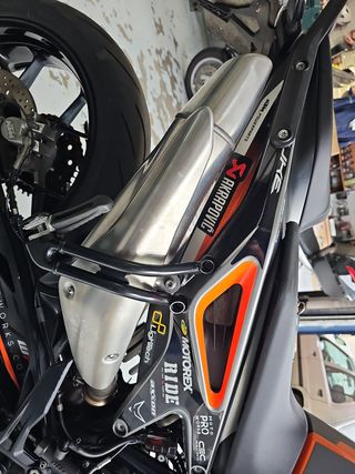 Ktm duke 790