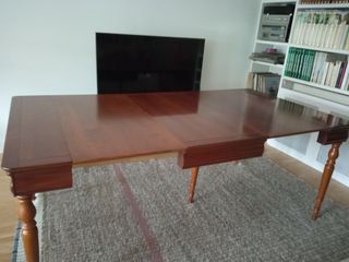 Mesa extensible de comedor