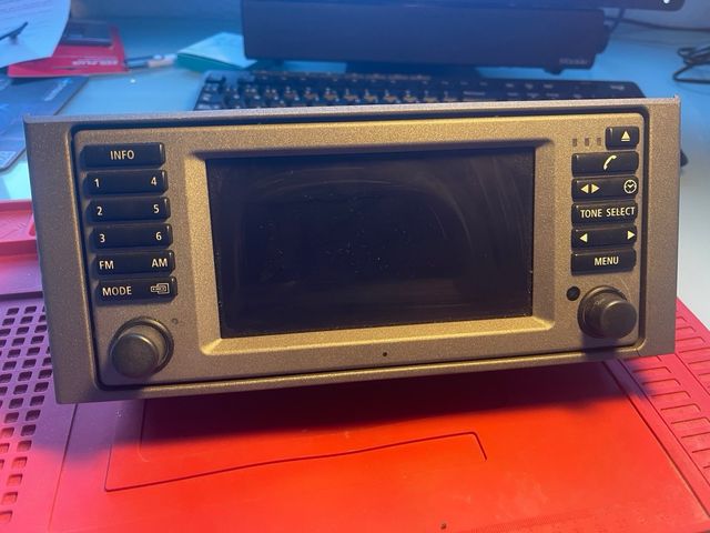 Pantalla original Land Rover Sport Alpine RD1RV830