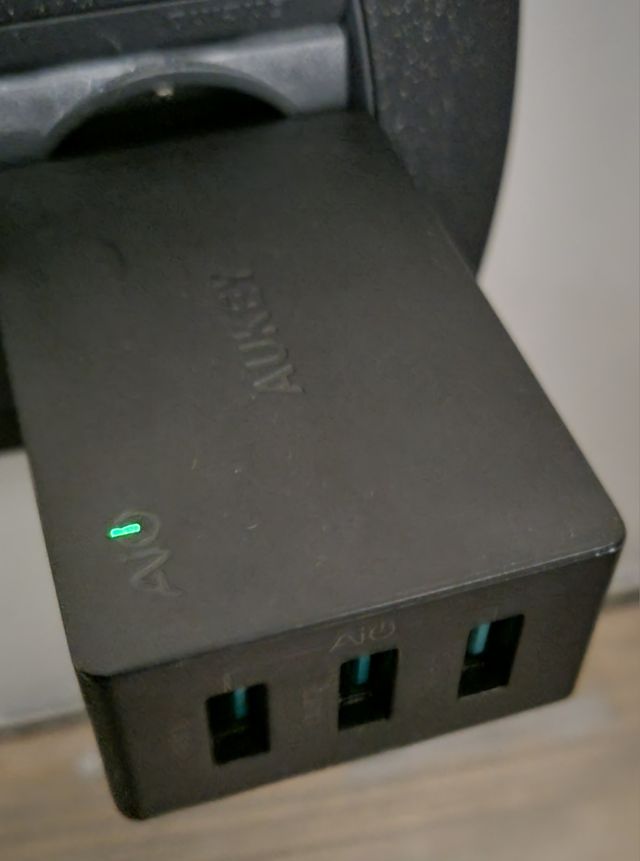 Caricatore usb Aukey