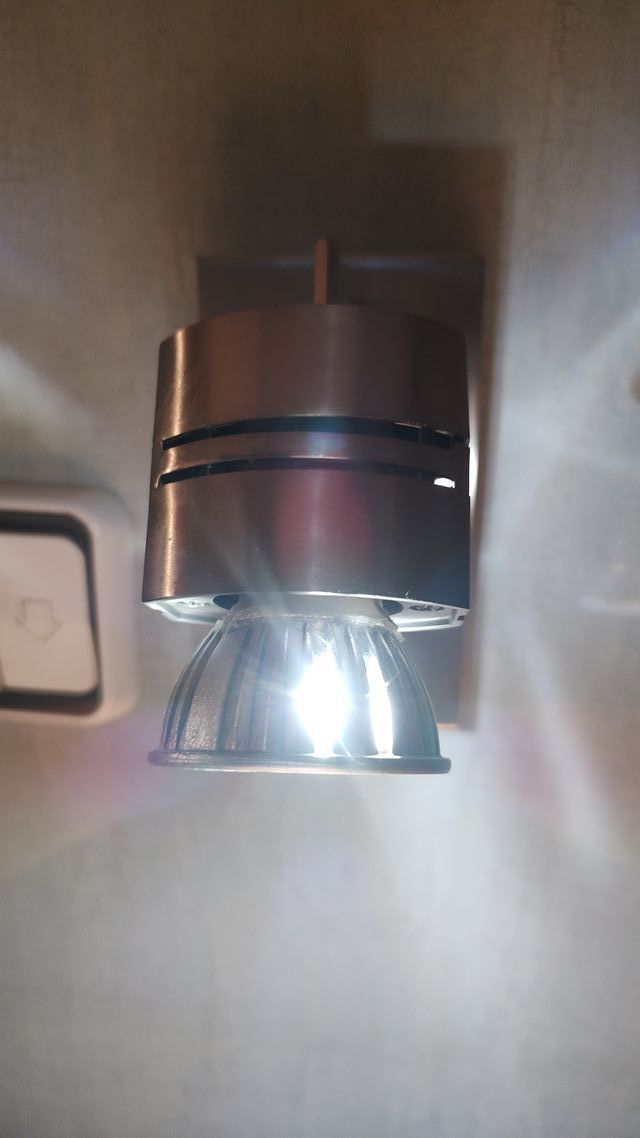 plafon led luz lectura dormitorio