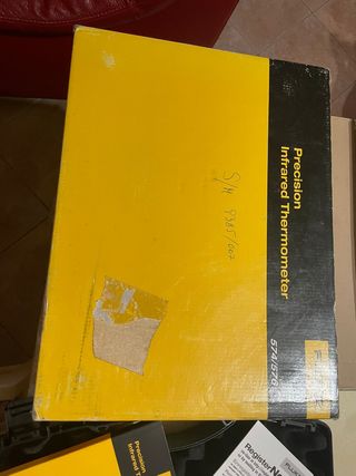 Fluke 574 infrared thermometer