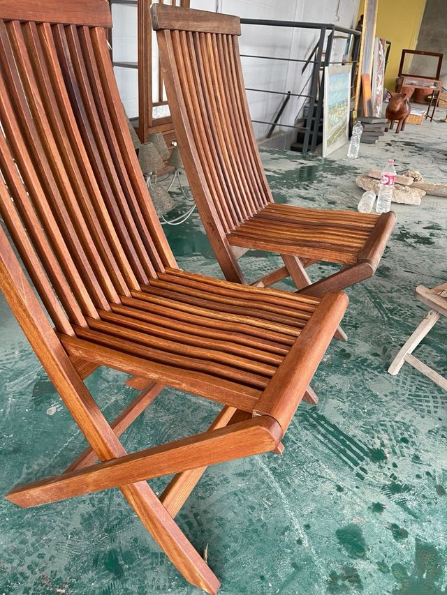 2 sillas madera de teca plegables