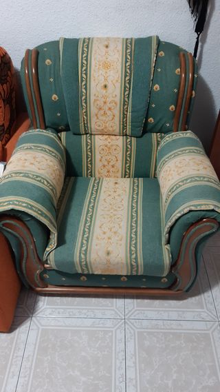 2 sillones y 1 sofa