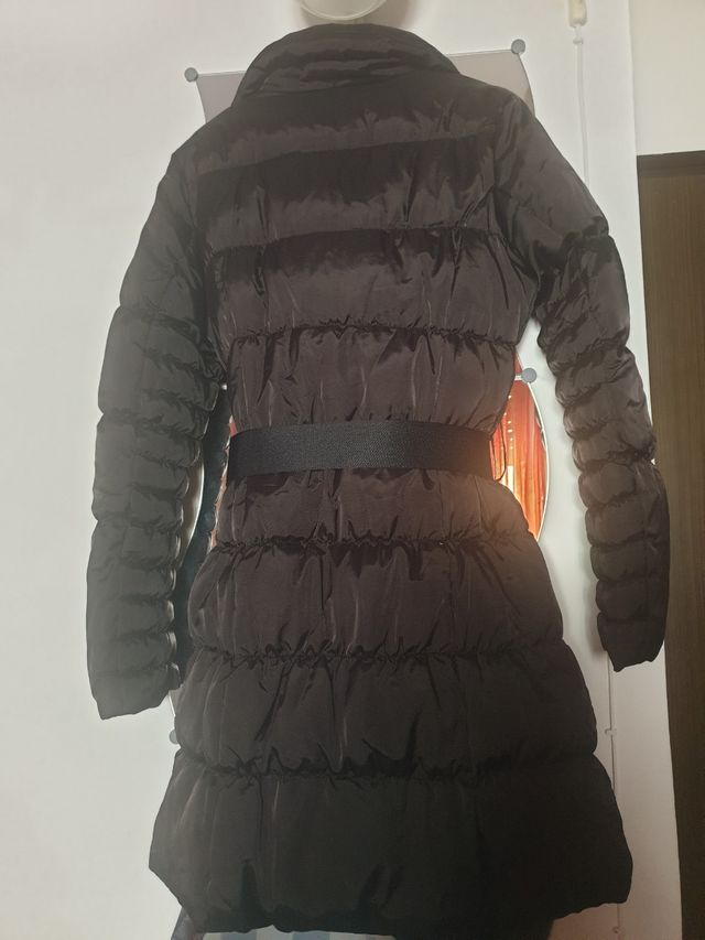 Piumino nero Camomilla