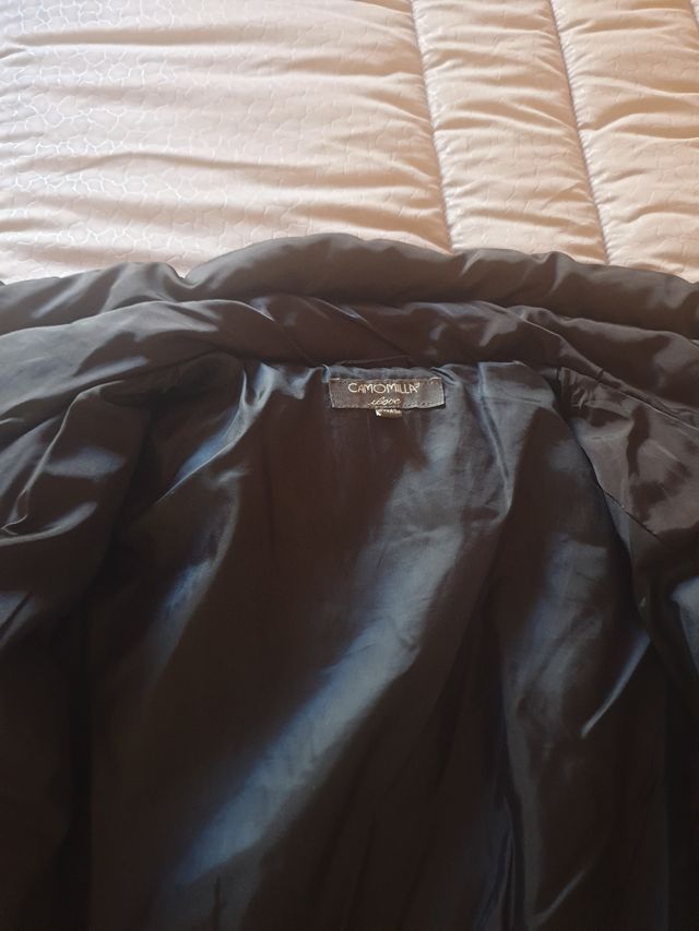 Piumino nero Camomilla