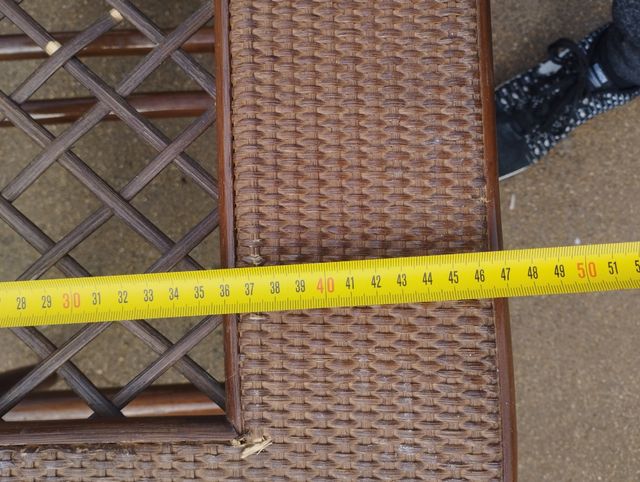 Mesita centro de mimbre con cristal