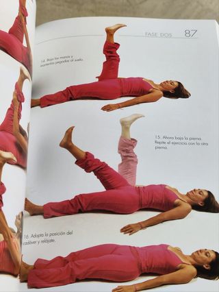Libro YOGA - Ejercicios cuerpo/mente