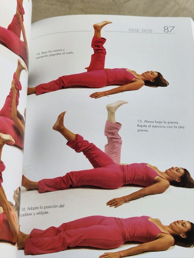 Libro YOGA - Ejercicios cuerpo/mente
