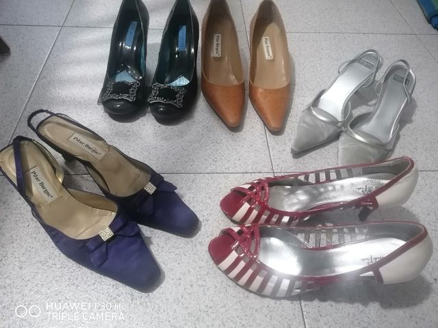 Lote de zapatos de mujer.