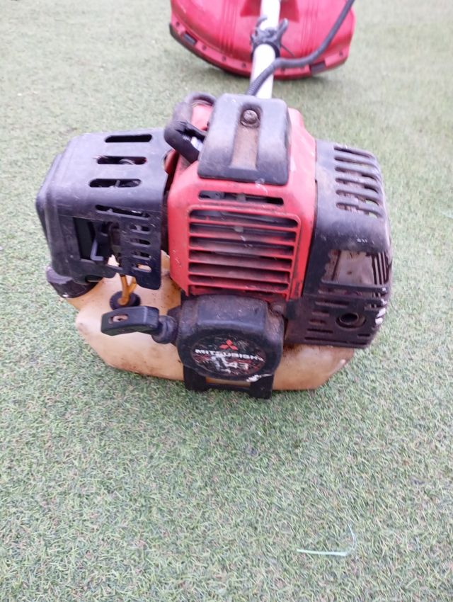 Desbrozadora  Mitsubishi