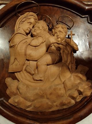 Altorilievo con Madonna con bambino e S. Giovanni