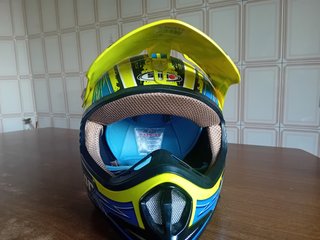 Se vende casco de moto/quad