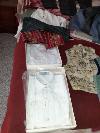 Vendo 2 camisas de fallero de etiqueta