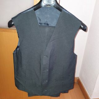 Traje hombre tres piezas gris marengo 