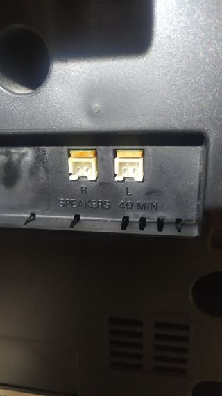 Minicadena SANYO SIN ALTAVOCES con 3- Cd's + Mando