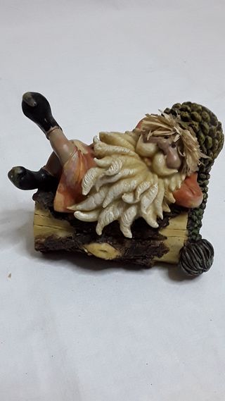 Gnomi del bosco di resina dipinti