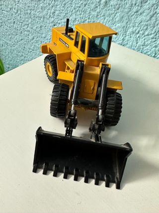 Juguete tractor Joal 1:50