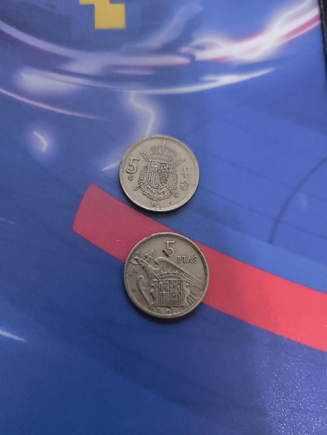 Monedas de 2 pesetas 1957 (1u) 1975 (1u)