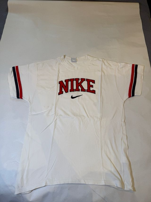 Camiseta word nike