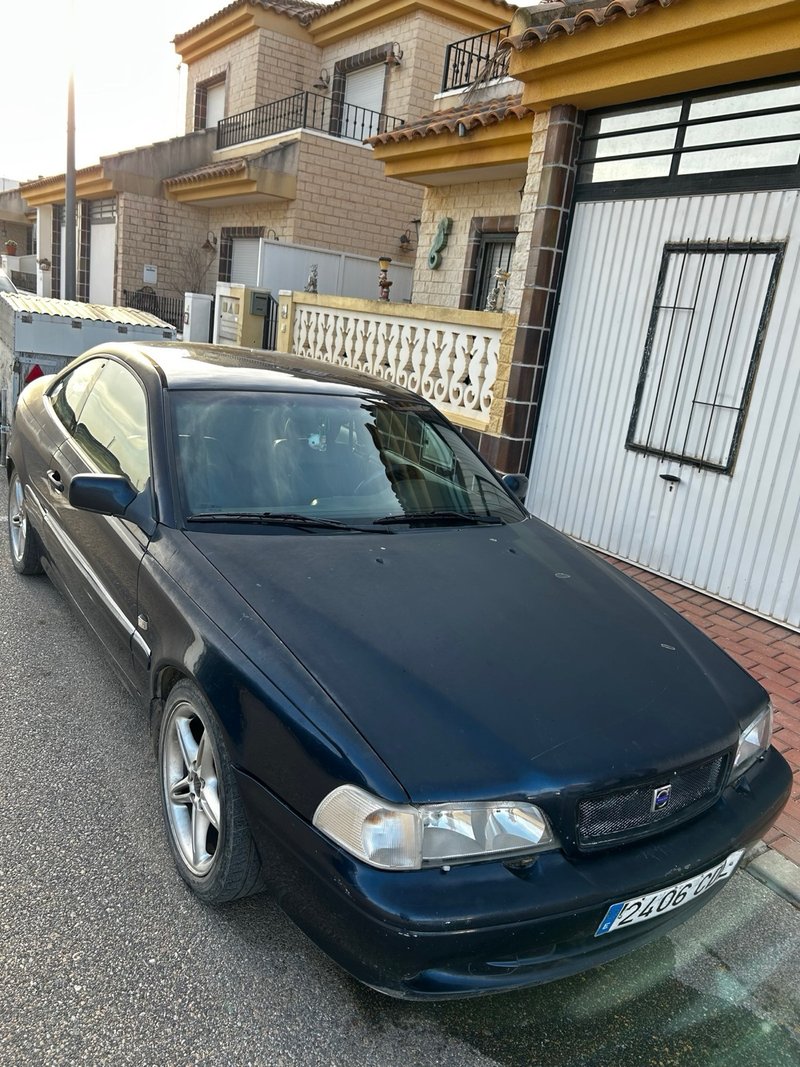 Volvo C70 2000 - foto 1