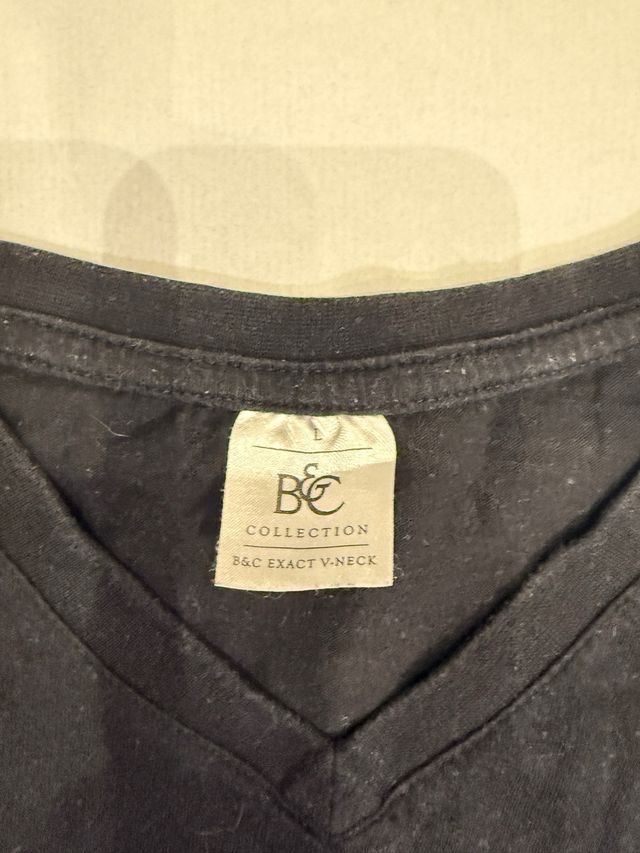 Camisa v neck panasonic