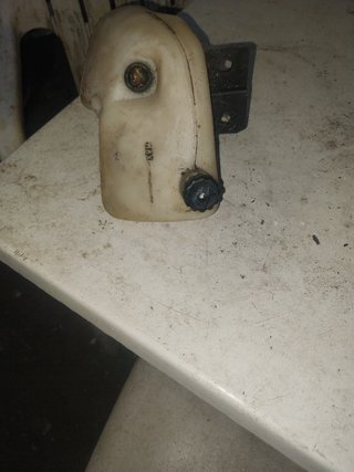 Se vende depósito de aceite derbi senda