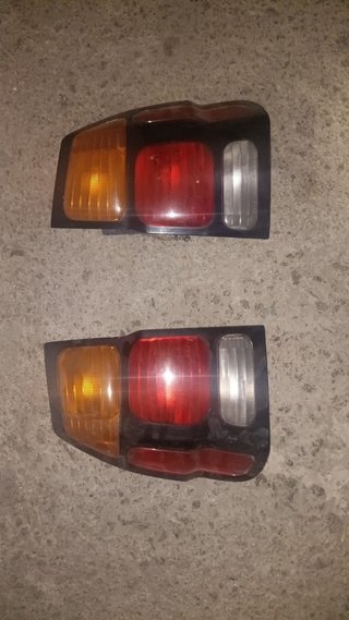 Pilotos mitsubishi montero