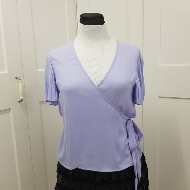 Blusa Zara lila.