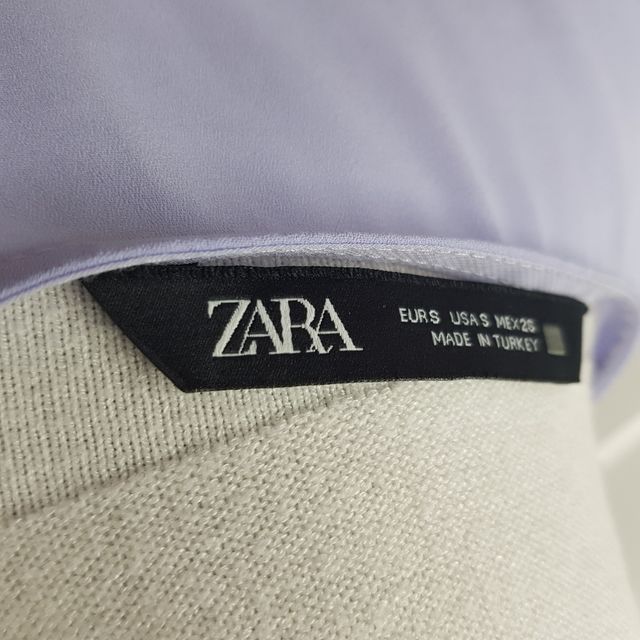 Blusa Zara lila.