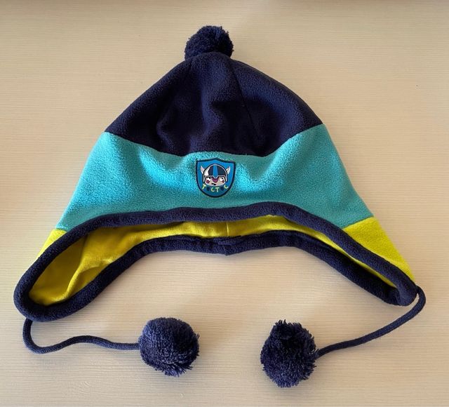 Bufanda, gorro y guantes