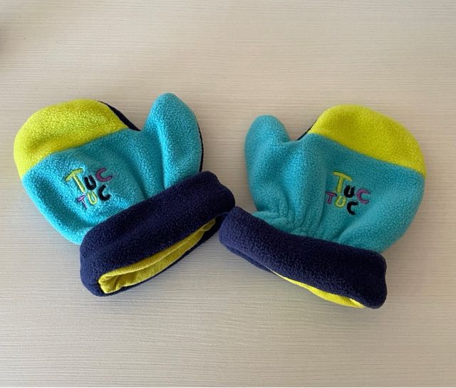 Bufanda, gorro y guantes