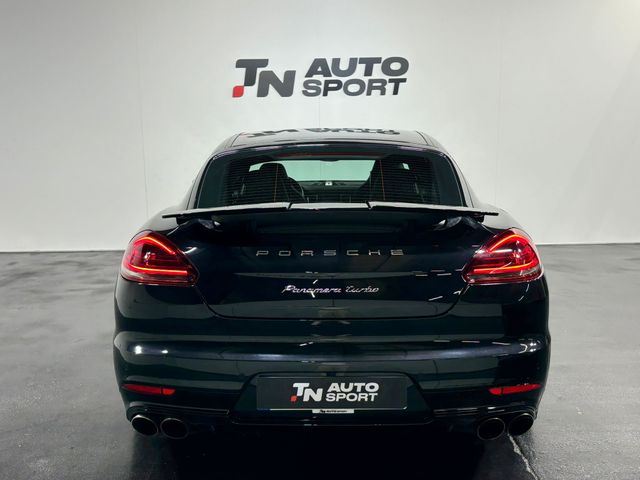 Porsche Panamera 2016