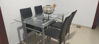 Mesa de comedor de cristal