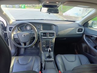 Volvo C40 2016