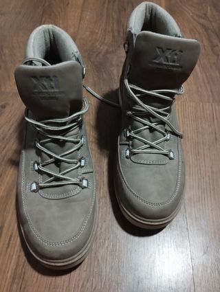 Botines Xti