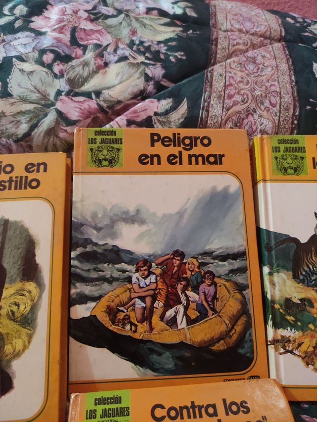 Libros juveniles colec.jaguar