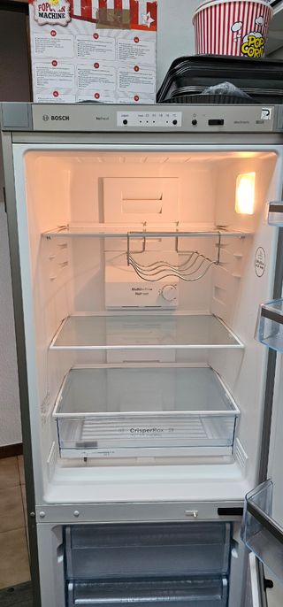 URGE - Nevera Bosch de acero inoxidable