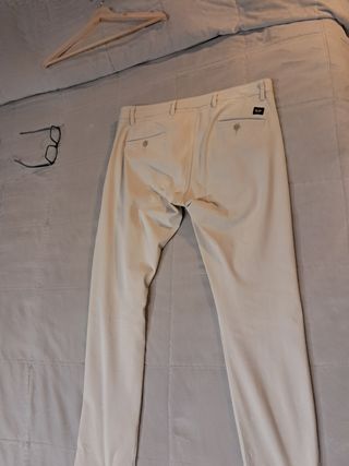 Dockers Alpha Khaki Supreme Flex de segunda mano por 10 EUR en Costa de La  Calma en WALLAPOP