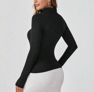 NUEVA Chaqueta deportiva negra