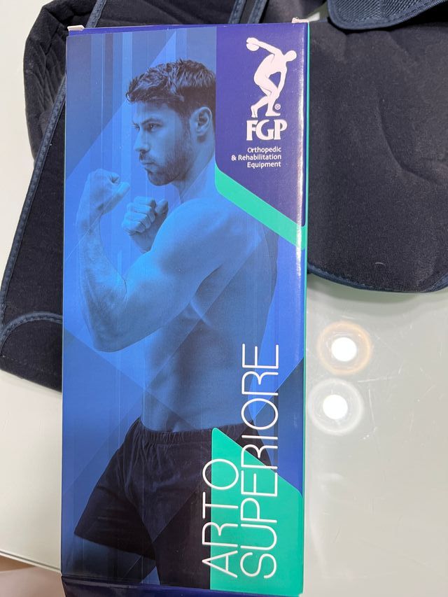 Tutore medico per fratture spalla