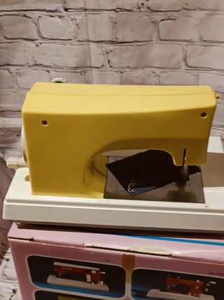 Macchina da cucire giocattolo Luisa