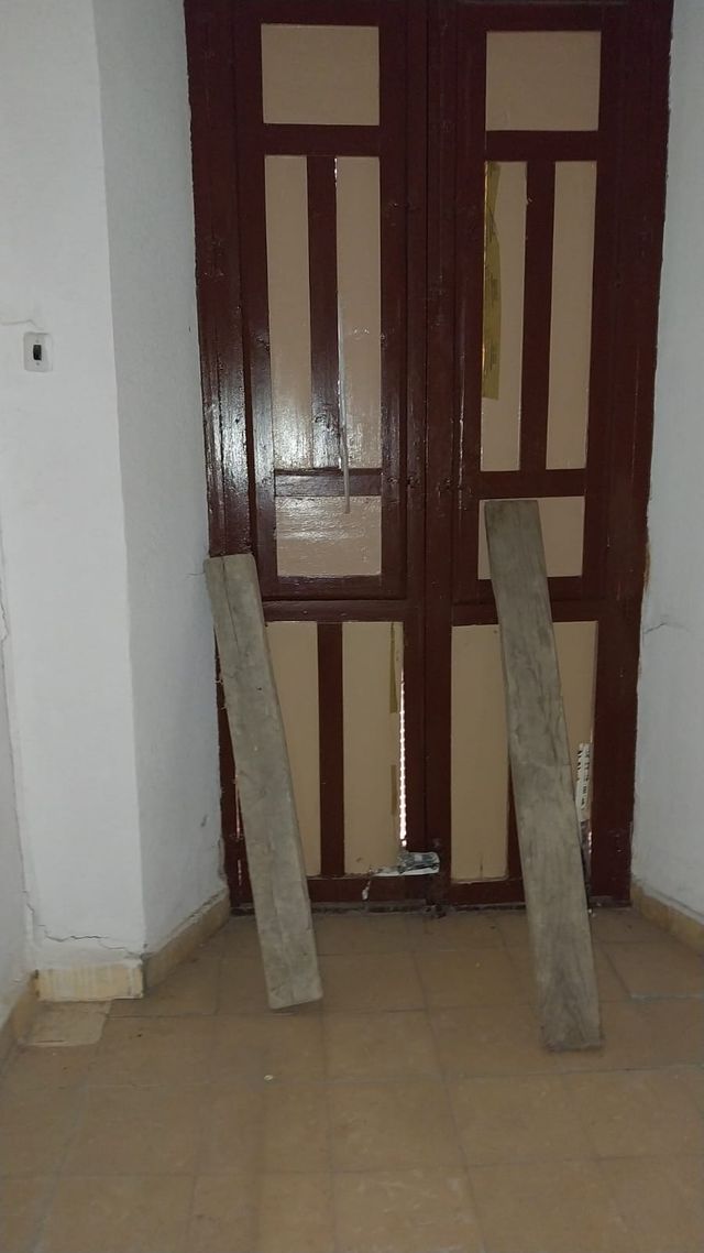 GRAN CASA EN VENTA EN ALHENDÍN.