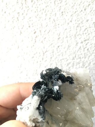 Minerali Rosa di Ferro Ematita su Adularia