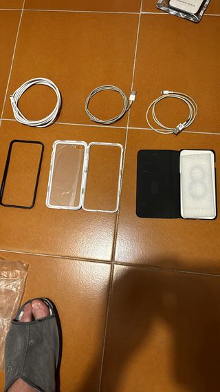 Cables Iphone y fundas 8 Plus