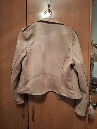 Chaqueta corta antelina 