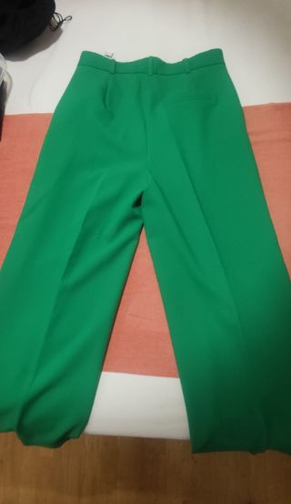 Pantalón Zara mujer verde
